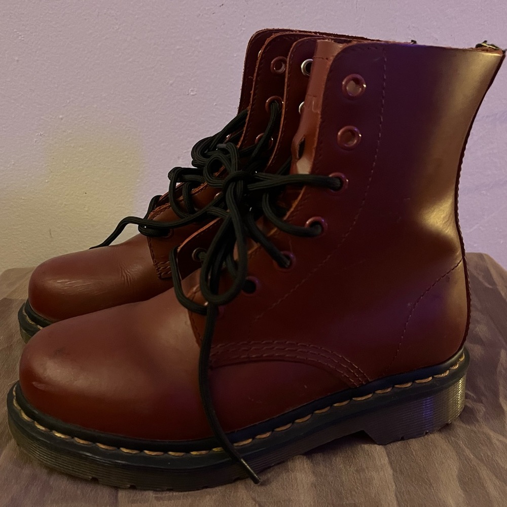 Belonce oxblood leather boots